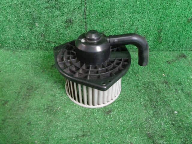 [Used]Blower Motor Mitsubishi Fuso 2008 PDG-FB70B ME733727 - BE FORWARD ...