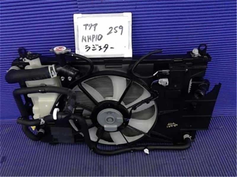 Used]Radiator TOYOTA Aqua 2020 6AA-NHP10 1640021331 - BE FORWARD