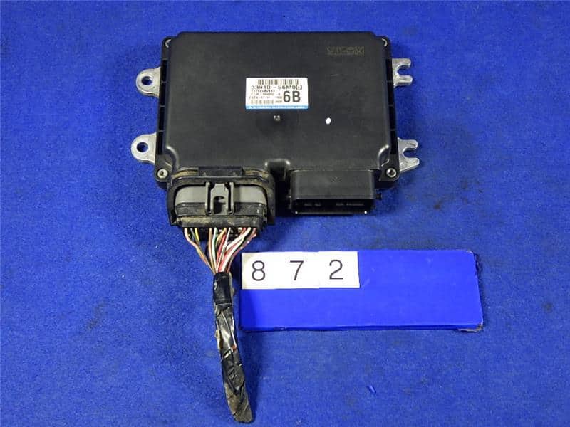 Used]Suzuki Genuine EVERY DA64V Engine Control Unit / ECU P21900
