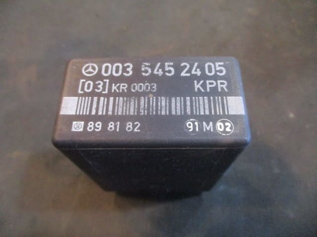 Used]□Benz W124 300E Fuel Pump relay 0035452405 buhintori petrol