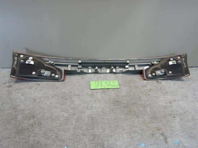 [Used]Rear Finish Panel HONDA Step Wagon 2008 DBA-RG1 33700SLJ901 - BE ...