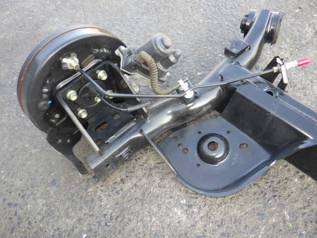 [Used]Rear Axle Beam Assembly NISSAN Note 2023 6AA-E13 555016XJ0D - BE ...
