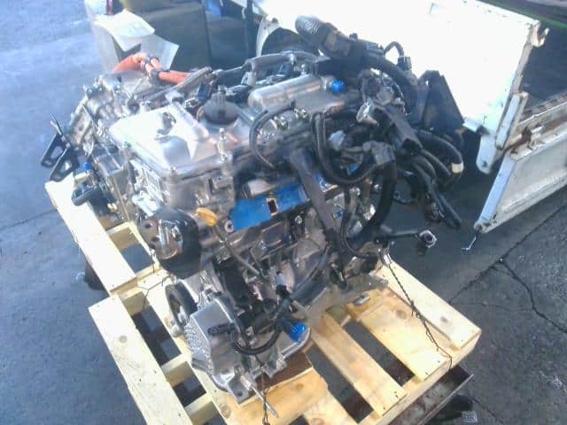 [used]2zr-fxe Engine Toyota Noah 2016 Daa-zwr80g 1900037472 - Be 