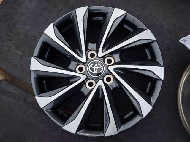 Used]Wheel TOYOTA Voxy 2022 6AA-ZWR90W 4261128C10 - BE FORWARD