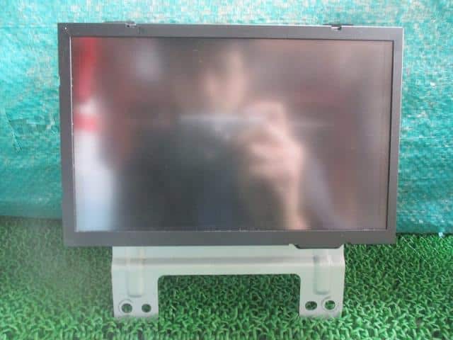 Used]Multi Monitor NISSAN Skyline 2007 DBA-V36 DP7WV3000J - BE
