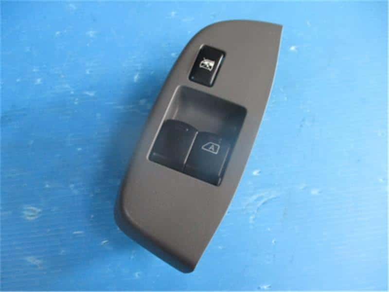 Computer R Parts New & Used NISSAN NV200 VANETTE DBF-VM20 Computers Engine / ECU Spare ...