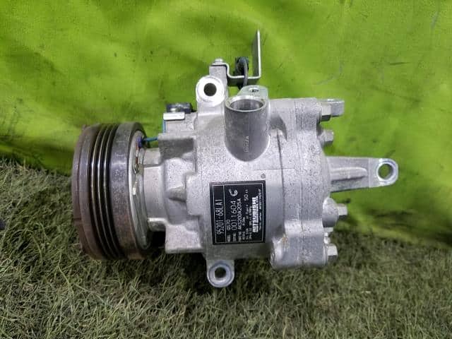Used]A/C Compressor SUZUKI Swift 2010 DBA-ZC72S 9520068LA0 - BE