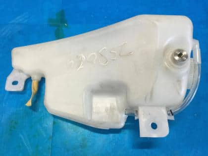 [Used]Coolant Reservoir Tank ISUZU ELF 8981976420 - BE FORWARD Auto Parts