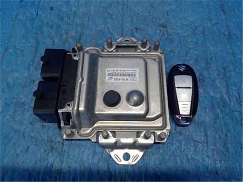 Used]Engine Control Unit / ECU SUZUKI Swift 2016 CBA-ZC32S