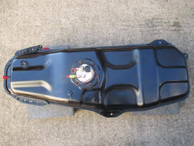 Used]Fuel Tank SUZUKI Carry 2011 EBD-DA63T 8910167H10 - BE FORWARD