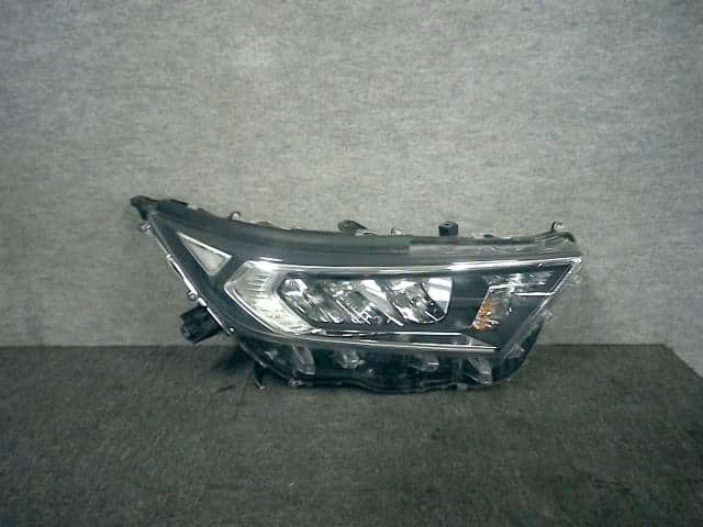 Used]Right Headlight TOYOTA RAV4 2021 6BA-MXAA54 8114542832 - BE
