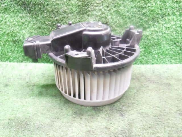 [Used]Blower Motor HONDA Freed Spike 2011 DBA-GB3 79310SYY003 - BE ...