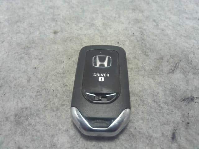 [Used]Keyless Entry Remote Control Key HONDA Fit 2022 6AA-GR3 ...