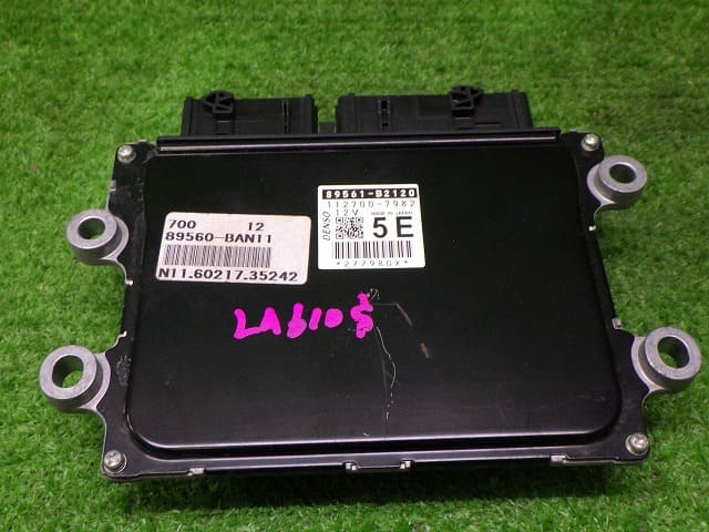 Used]Daihatsu LA610S TANTO 89561-B2120 Engine Control Unit / ECU