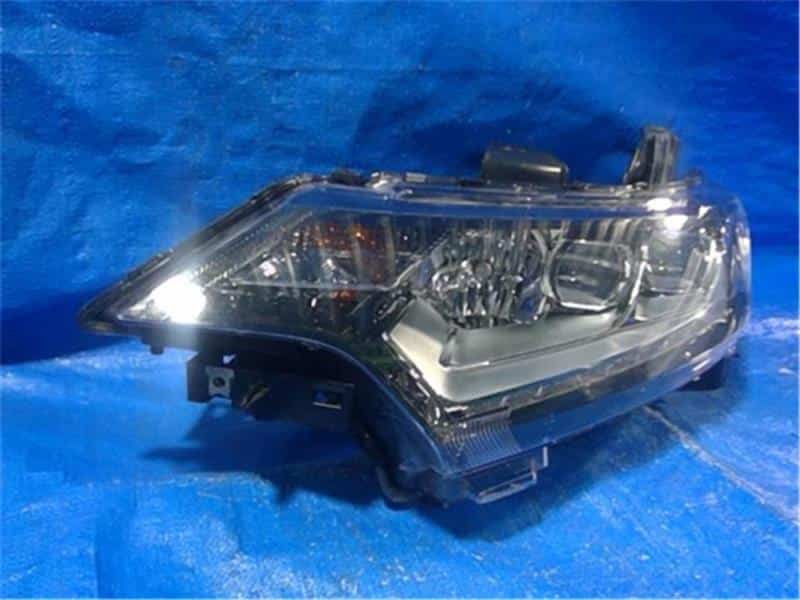 Used]Left Headlight MITSUBISHI Outlander 2015 DLA-GG2W 8301C865