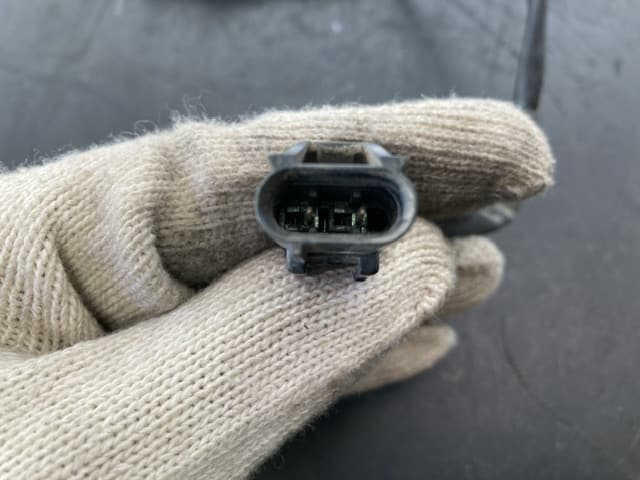 M I I I ° × ° Auto Spare Parts Cylinder Head for Mitsubishi MD348983