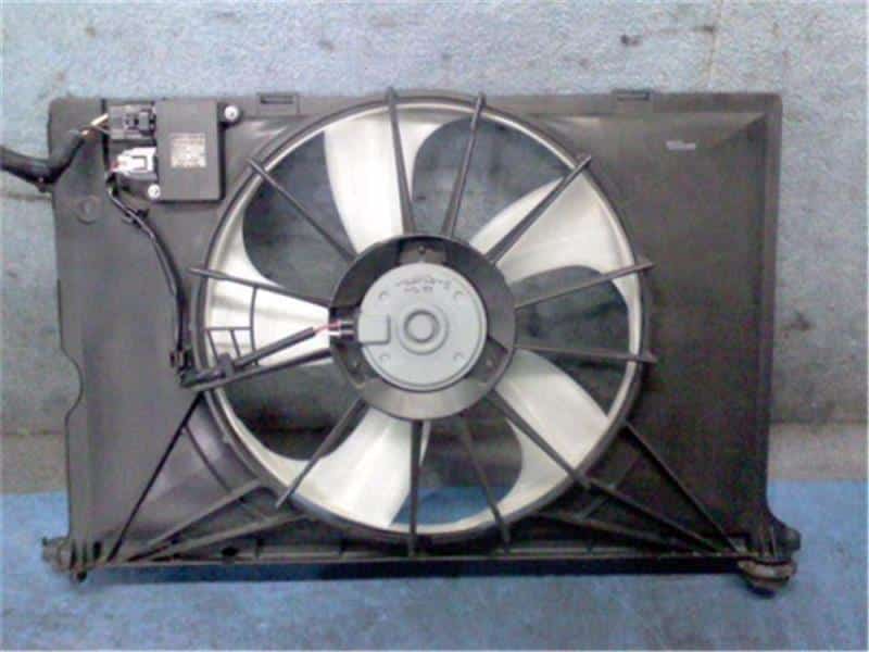 [Used]Radiator Cooling Fan TOYOTA Corolla Axio 2009 DBA-ZRE142 - BE ...