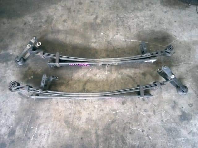 [Used]Rear Right Leaf Spring Assembly TOYOTA Regius ace 2012 CBF ...