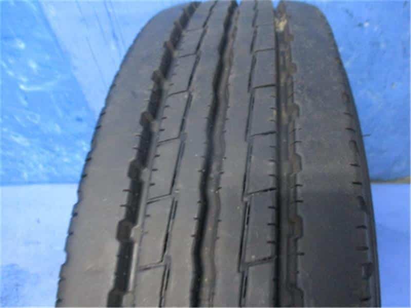 [Used]Tire&Wheel Assembly TOYOTA Dyna 2016 QDF-KDY231 - BE FORWARD Auto ...