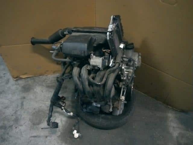 [Used]2SZ-FE Engine TOYOTA Ractis 2006 DBA-SCP100 - BE FORWARD Auto Parts