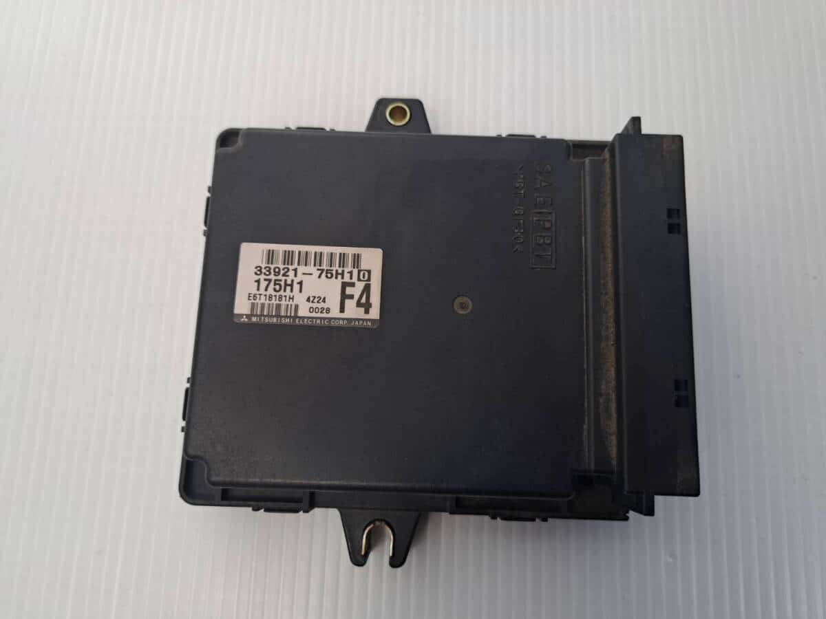 ラパン ABA-HE21S エンジンコンピューター ECU 33921-75HL0