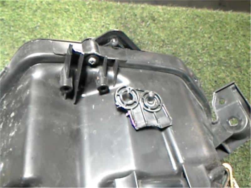 Used]Right Headlight SUZUKI Hustler 2015 DAA-MR41S - BE FORWARD