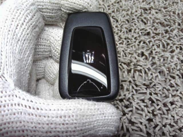 [Used]Keyless Entry Remote Control Key TOYOTA Crown 2021 6AA-GWS224 ...