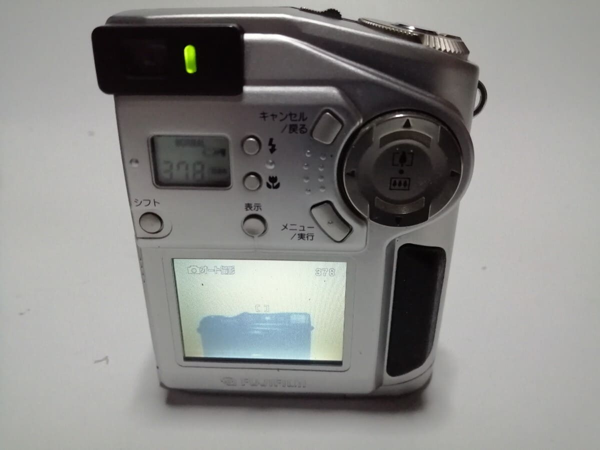 Used]FUJIFILM FUJIFILM FinePix 1700Z compact digital camera