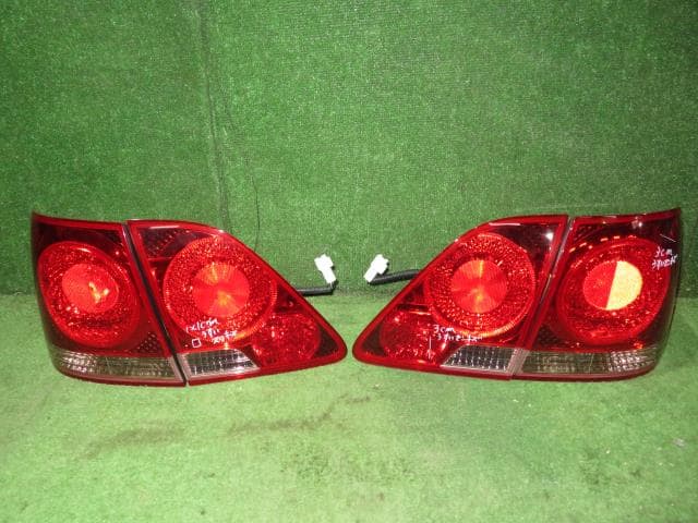 Used]Right Tail Light TOYOTA Crown 2006 DBA-GRS181 8155130A90 - BE