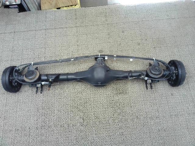 Used]Rear Axle Beam Assembly DAIHATSU Hijet 2006 LE-S320V