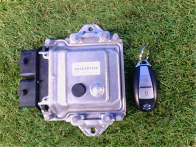 Used]Engine Control Unit / ECU SUZUKI Swift 2012 CBA-ZC32S - BE