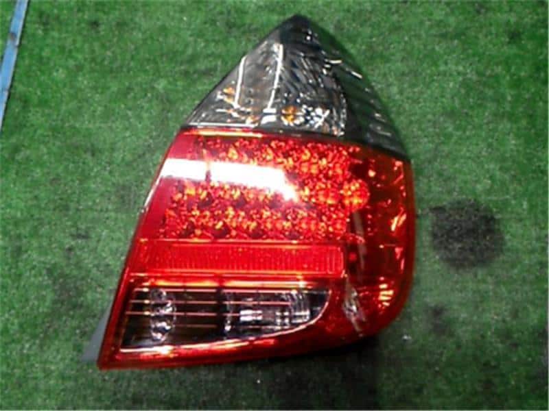 Used]Right Tail Light HONDA Fit 2007 DBA-GD3 - BE FORWARD Auto Parts