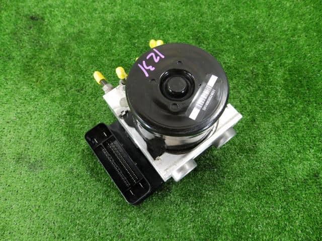 Used]ABS actuator BIANTE DBA-CCFFW C599-437AZ C5Y9-43-7AZ - BE 