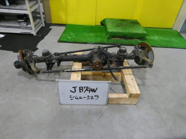 Used]Front Differential Housing Assembly SUZUKI Jimny Sierra 2021