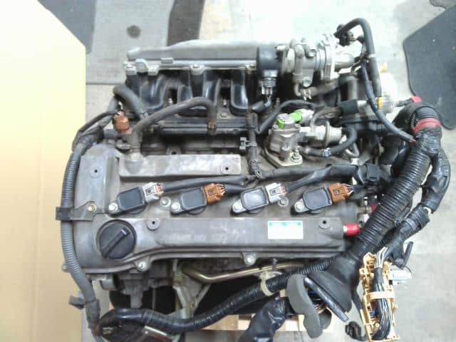 [Used]1AZ-FSE Engine TOYOTA Voxy 2005 DBA-AZR60G 1900028330 - BE ...