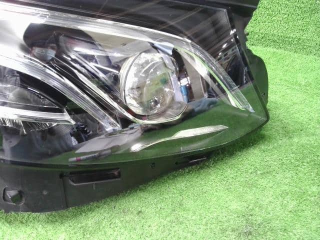 Used]Benz E class DBA-213268 Right Headlight light
