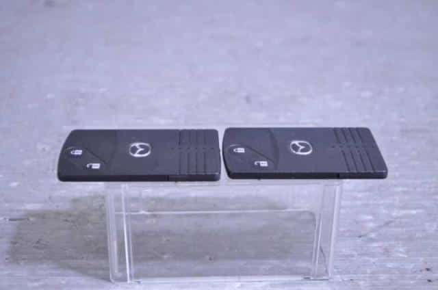 [Used]Keyless Entry Remote Control Key MAZDA Verisa 2009 DBA-DC5W - BE ...