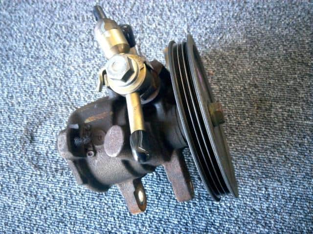 Toyota 5S Power Steering Pump for Camry, Celica, Corona