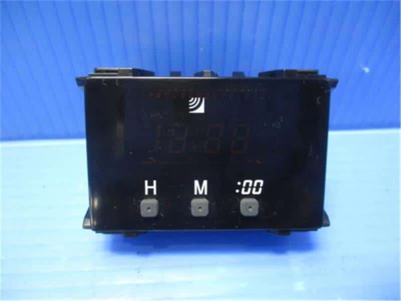 [Used]Clock TOYOTA Chaser 1997 E-JZX100 - BE FORWARD Auto Parts