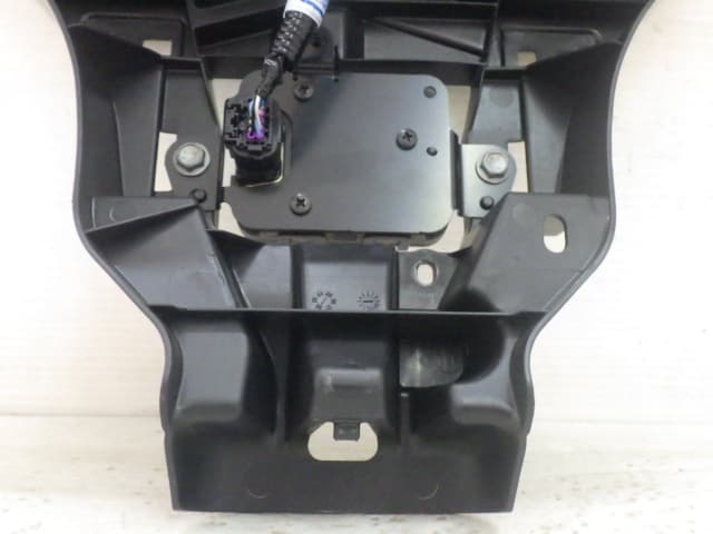 Used][Y0246] Bumper brace 3F100-69T00 for ZCEDS SWIFT Swift 2,024