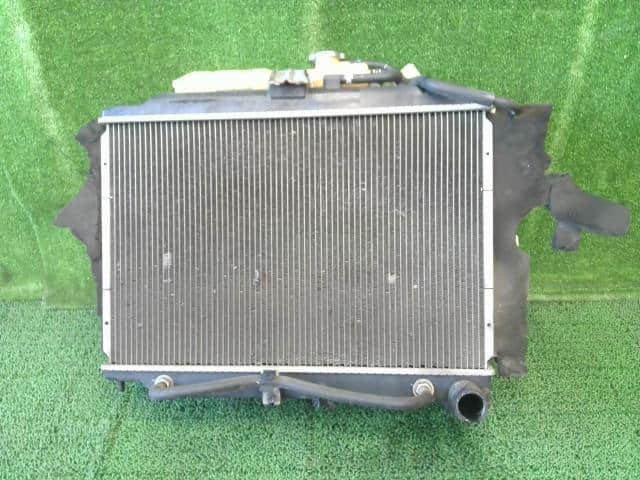[Used]Radiator NISSAN Nv350 caravan 2013 LDF-VW2E26 214603XC0A - BE ...