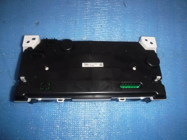 みページ Kawasaki Ninja ZX-7R, ZX-9R Repair Manual 1994-2004 | Haynes