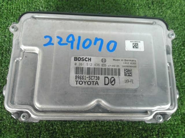 Used]Engine Control Unit TOYOTA Vitz 2017 DBA-KSP130 896615C730