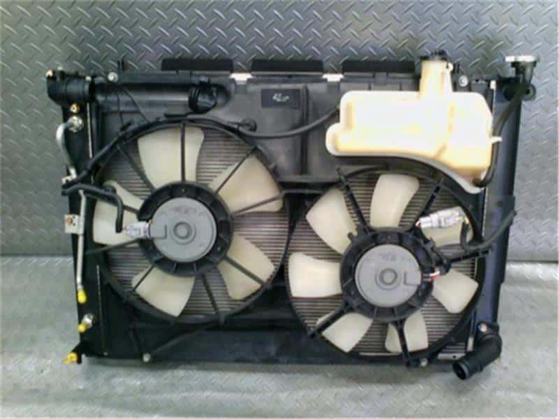 [Used]Radiator TOYOTA Harrier 2006 CBA-ACU30W - BE FORWARD Auto Parts