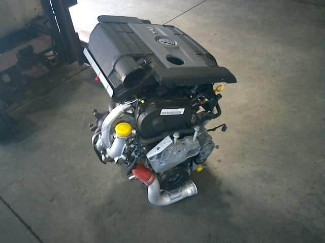 [Used]CDL Engine VOLKSWAGEN Golf 2010 ABA-1KCDLF 06F100098A - BE ...