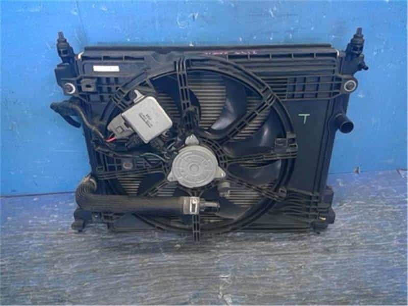 [Used]Radiator NISSAN Note 2019 DAA-SNE12 214105WZ2A - BE FORWARD Auto ...