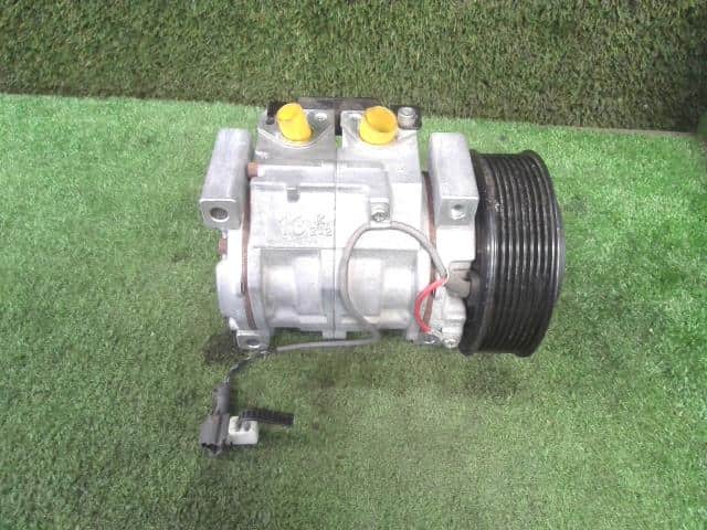 Used]A/C Compressor ISUZU 2021 2RG-NHR88AN 8983660620 - BE