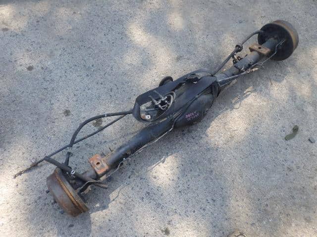 [Used]Rear Differential Housing Assembly SUZUKI Carry 1999 GD-DB52T ...