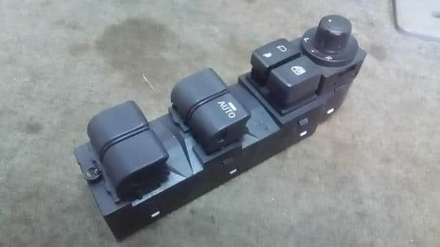 Mazda Axela 2015 Main Power Window Switch
