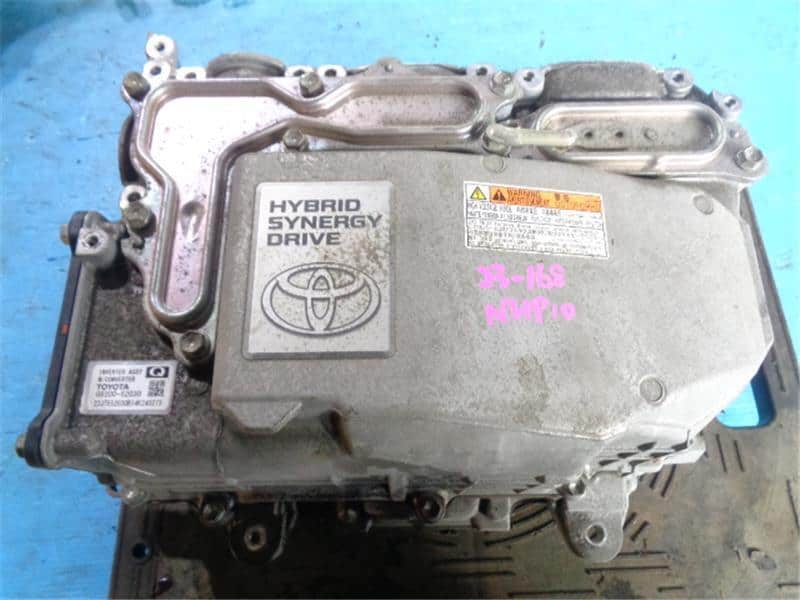 アクア NHP10 HV・EV・FCVインバーター 1G3 G9200-52010 G9200-59015